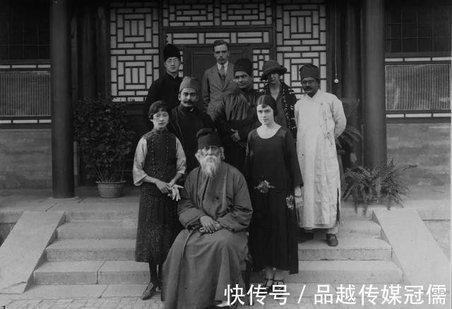 红脸|AI修复16岁林徽因照片,网友:民国女神成了网红脸,气质全无