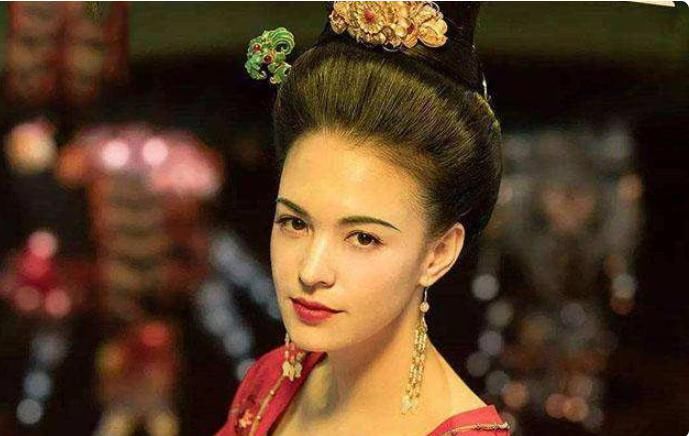 唐朝|唐朝真是以胖为美吗？看看杨贵妃的真实体重，确实是美女！