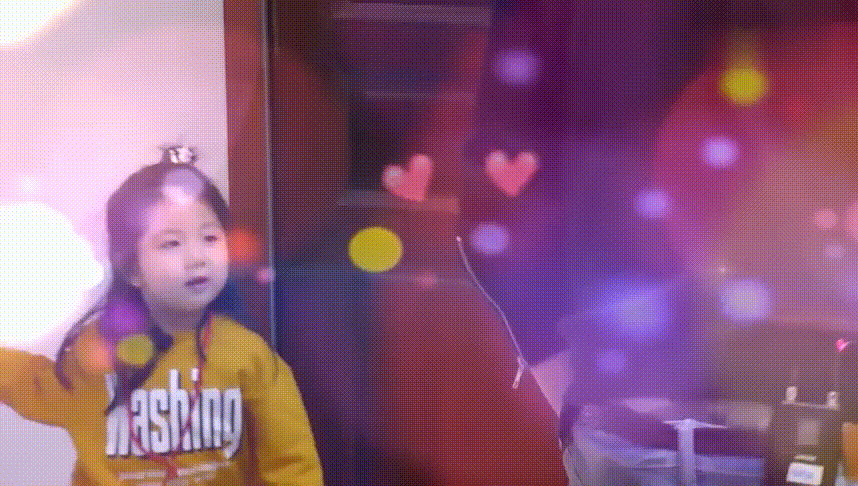 小葱花|还记得《放开我北鼻》里的小葱花吗？她现在长这样！?