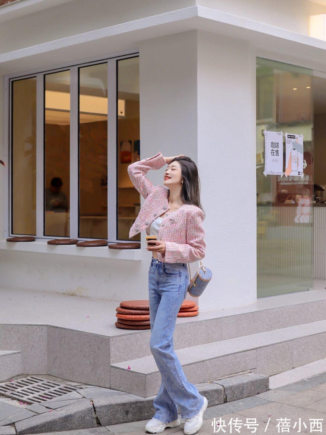 搭配 2022早春穿搭流行“小香风外套+半身裙or牛仔裤”,自带优雅气场