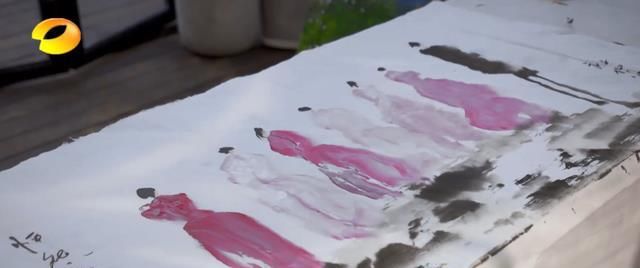 倪萍：捞金陶冶情操两不误，一边录节目一边为《怦然再心动》作画