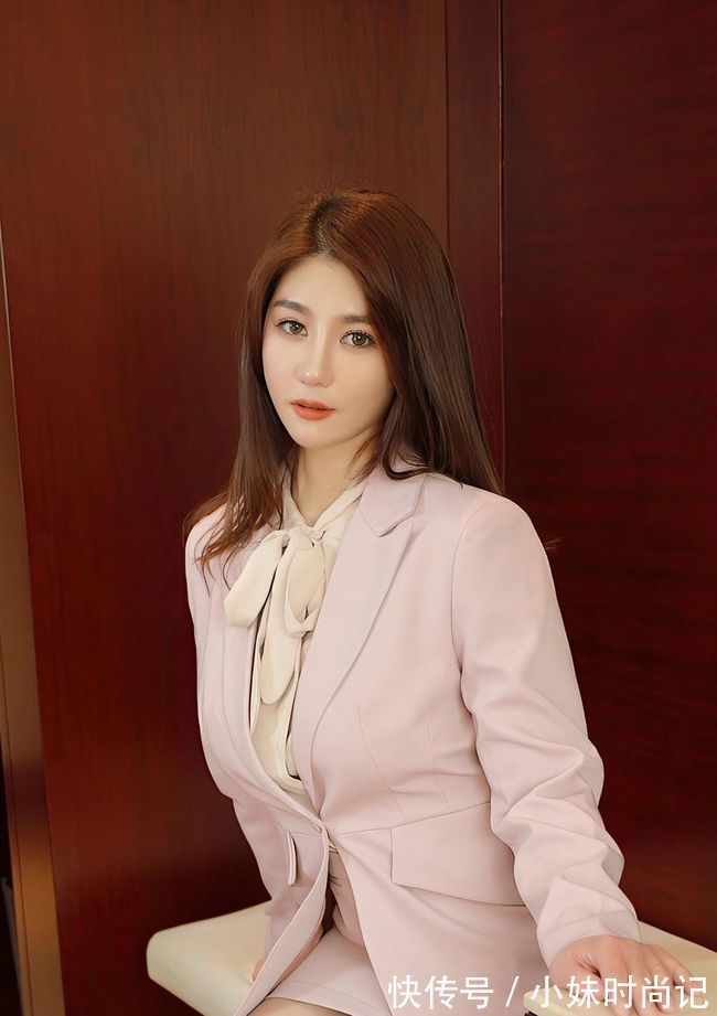 穿搭|西装套装是职场中最为常见,也是最能展现职场干练气质的穿搭