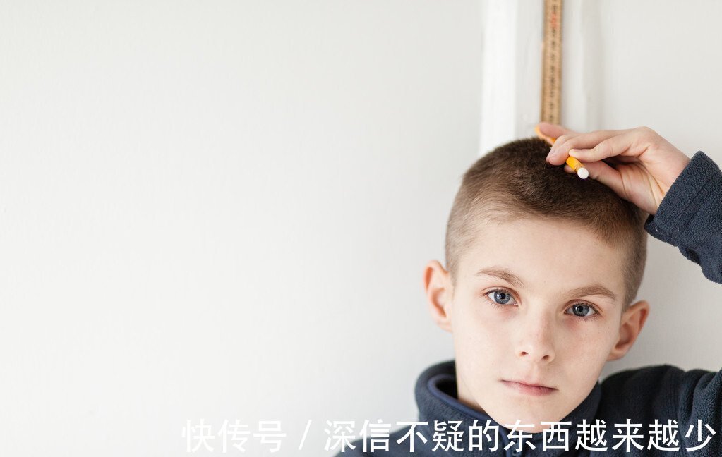 效率|诺奖科学家:孩子几点睡,影响了他们成绩好坏,提高效率很重要