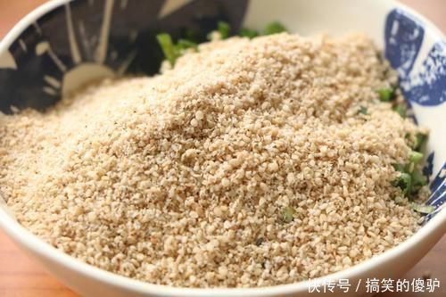 比包子馒头还好吃，外皮有嚼劲，馅料满满，一次吃3个都不过瘾！