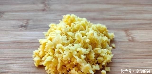 根茎类蔬菜|12月,这食材正当季,遇到我必买5斤,每天吃点,精神好不怕冷