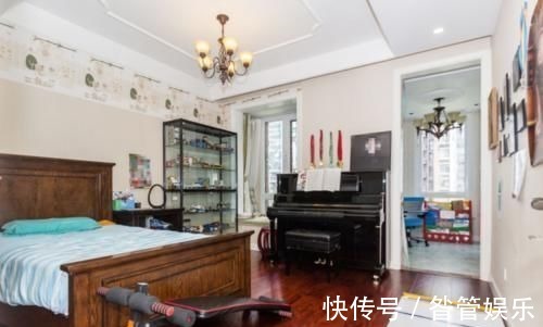 主卧室|160㎡四居室,玄关比我家卧室都大,这才是真正的低调奢华有内涵