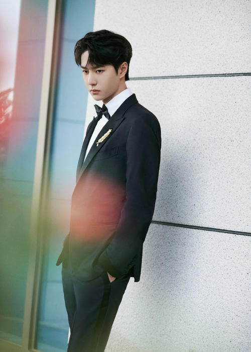 王一博“cp大战”:运费夫妇冲进榜前三,博君一肖岌岌可危