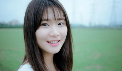 鸡蛋清加一物，睡前敷一次，让你肤如凝脂，48岁保养的像18岁