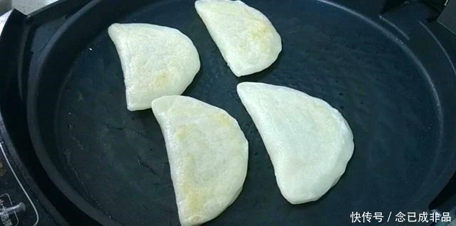 这才是糯米粉最好吃的做法，一搅一拌，锅中一倒，出锅孩子抢着吃