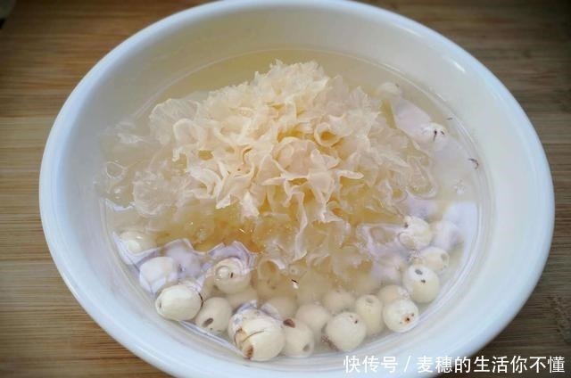 气色|年龄越大,气血越差,坚持每天吃碗它,香甜美味,气色慢慢补回来