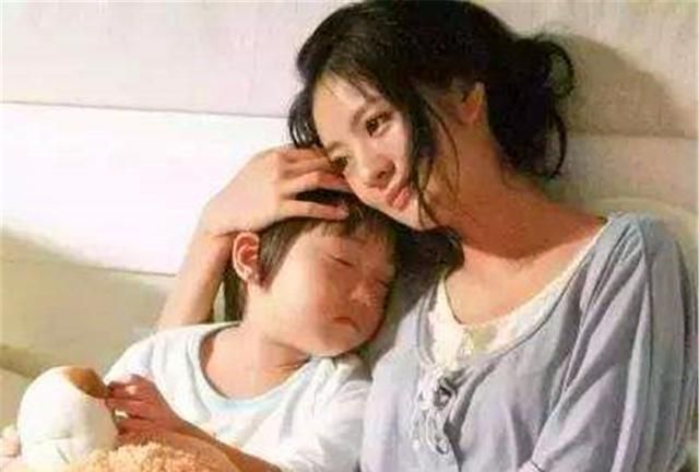 宝妈|为何有妈妈在,孩子反倒不乖?娃“有苦难言”,宝妈要早点知道