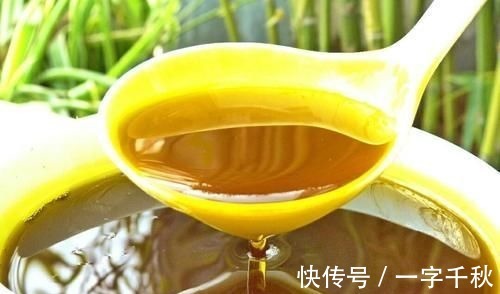 大豆油|每天吃大豆油的危害比糖还可怕?玉米油、菜籽油、橄榄油,吃哪种