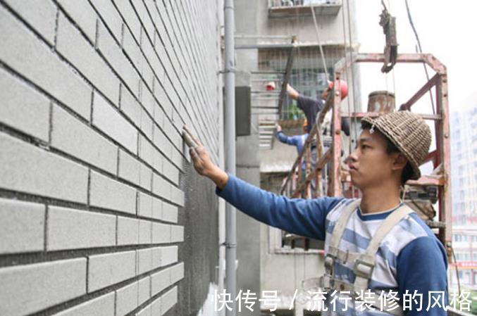外墙|为啥农村建房外墙不贴瓷砖，都是“喷砂”处理？内行人道出了实情
