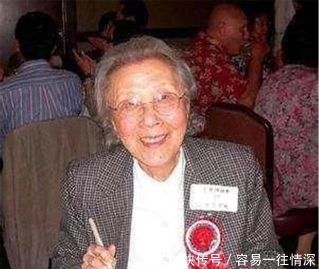 件事|张学良女儿102岁，儿子88岁，他们如何评价父亲？