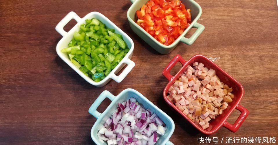 饺子皮|想吃披萨不用买,剩饺子皮就能做,快手早餐孩子超喜欢