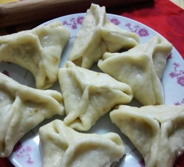 三味馒头,香甜松软,越嚼越香,吃一次还想吃第二次