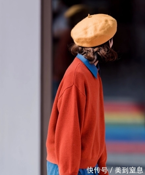 牛仔 今年火了一种穿法叫“毛衣+半身裙”,甜美温柔有格调,谁穿谁美