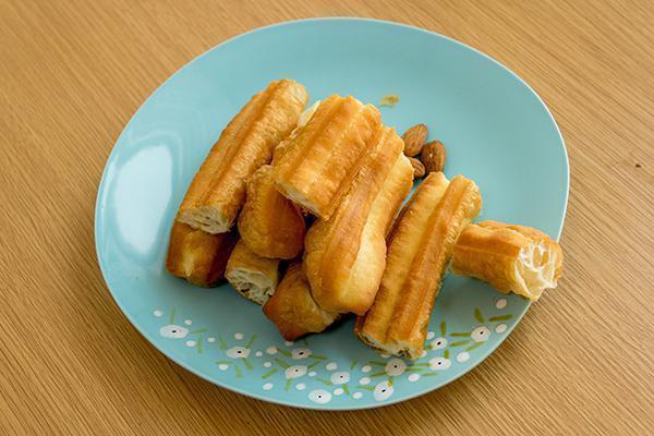 早餐决定寿命4种早餐比较伤身，很多人爱吃，再嘴馋也要少碰