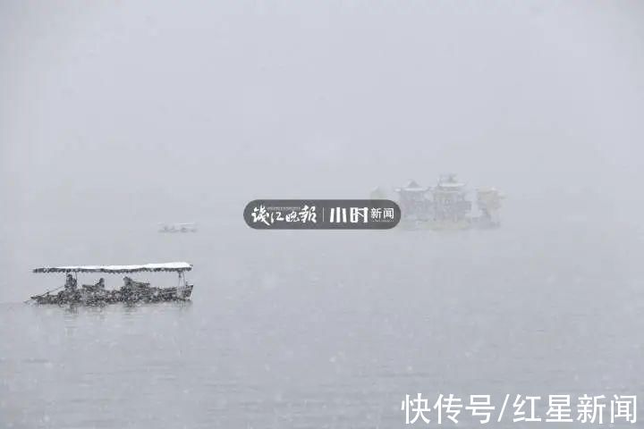 中雪|今天杭州人刷屏的“鹅毛大雪”，只是小到中雪？并非十年未见？真相来了