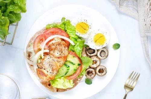 主食|每天晚餐只吃一根玉米,一个月能瘦多少斤?