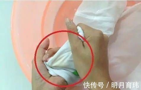 家属|29岁女子,查出宫颈癌晚期,家属病床前痛哭,无奈放弃治疗!