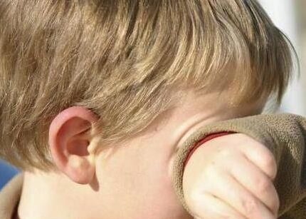 心理健康|孩子被人当“软柿子”捏?父母掌握3个要点,孩子到哪都不被欺负