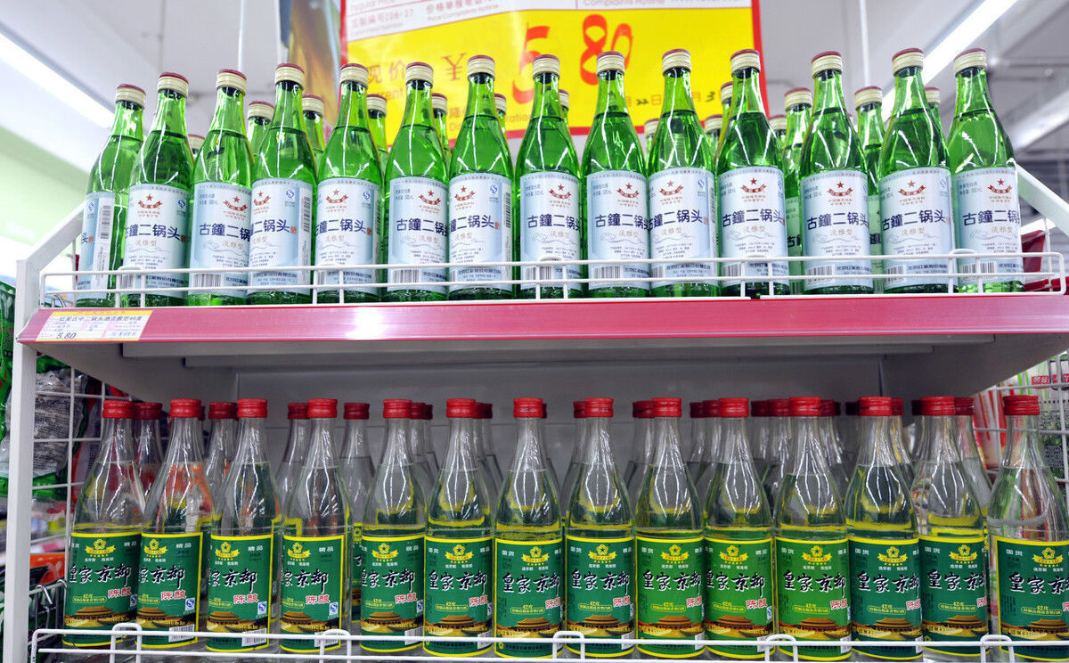 牌子|买白酒，只要酒瓶有这2类代码，不管什么大牌子，都不是纯粮食酒