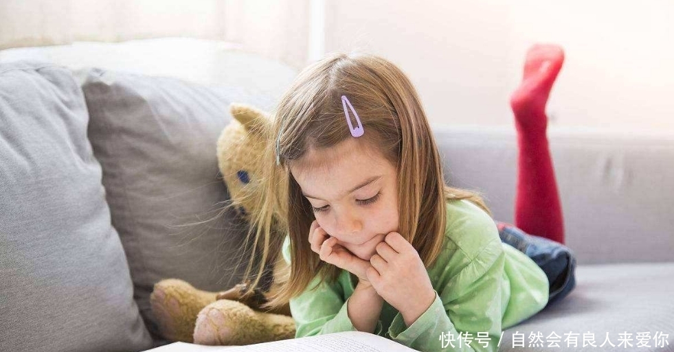 孩子|当孩子到了3岁,你可念故事给他听,带他到图书馆