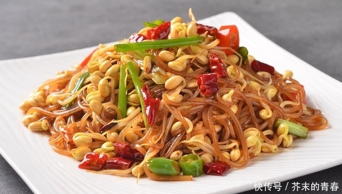 黄豆芽和此物一起炒,滋养肌肤,斑点淡了,小肚子也不鼓了