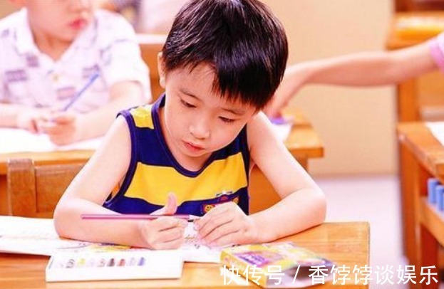 孩子|春天孩子外出疯跑,一身汗直接“脱衣服”3件事宝贝少生病