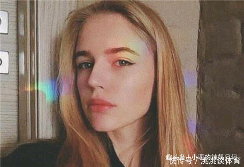 弹性|有“法令纹”的女人，平常多做这4件事情，颜值会有比较大的提升