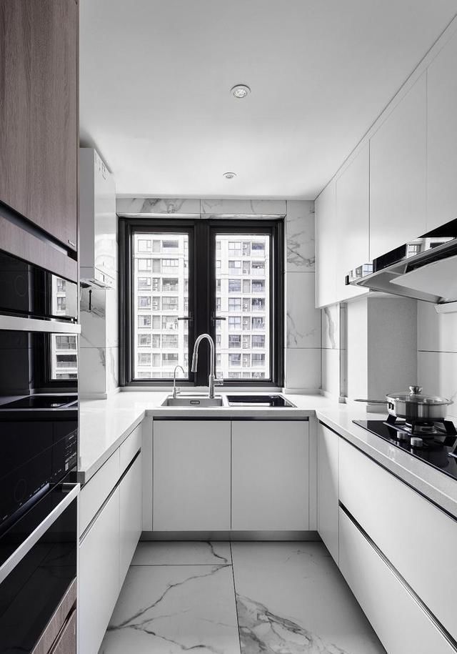 主卧室|夫妻两装修第二套房,尽量从简摒弃繁杂,全屋清爽大方看着就舒服