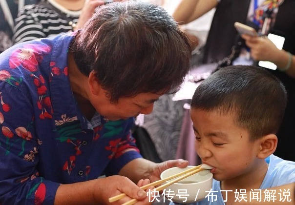 赵姐|劝告家长2种饭不要再给孩子吃了,积食又上火,还影响孩子发育