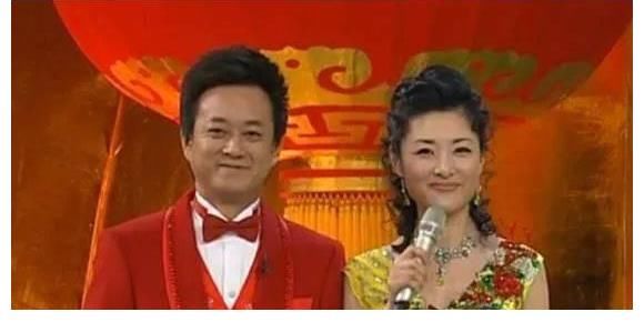 劉芳菲|2007春晚“黑色三分鐘”堪稱連環(huán)撞，誰(shuí)第一個(gè)失誤？主持搞笑