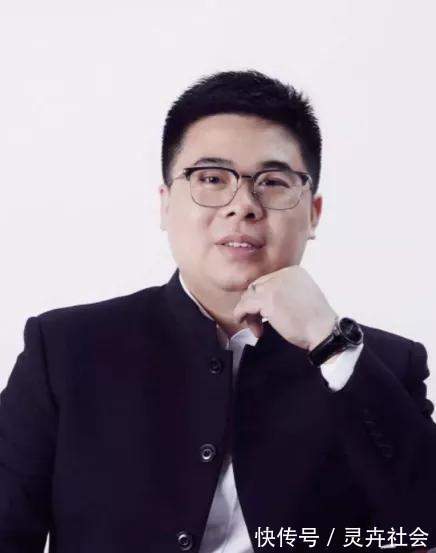 篆刻#集印猫合作首位80后书法家，细腻到极致是震撼