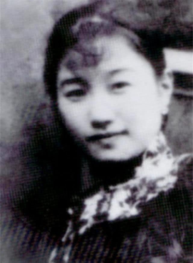陆小曼当年到底有多美,连胡适都感叹“是一道不可不看的风景”