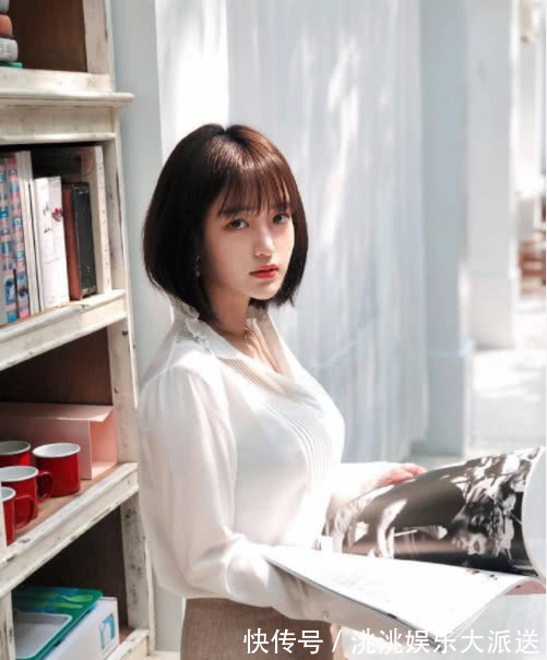 穿搭|街拍文艺范十足的白衬衫穿搭,短发美女教你这么穿更好看