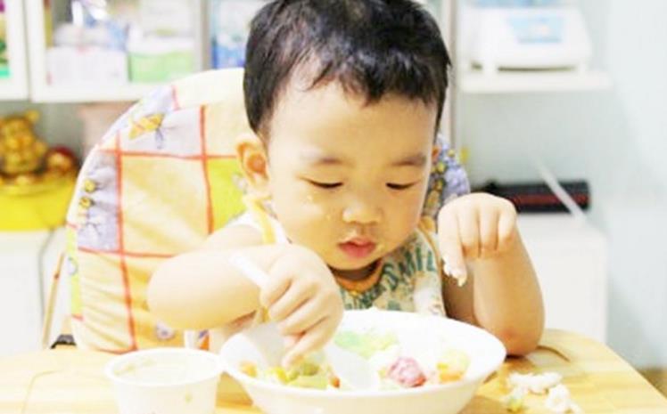 长高|孩子1岁后,家长要避免4个错误行为,以免耽误孩子长高,别不懂