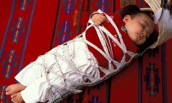 傻事|女孩胸部有“缺陷”很多地方存在这种习俗，家长别再做傻事了