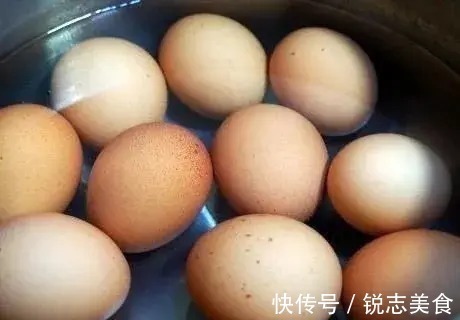 想吃茶叶蛋自己做,泡一晚第二天早餐就能吃,咸香入味花纹深