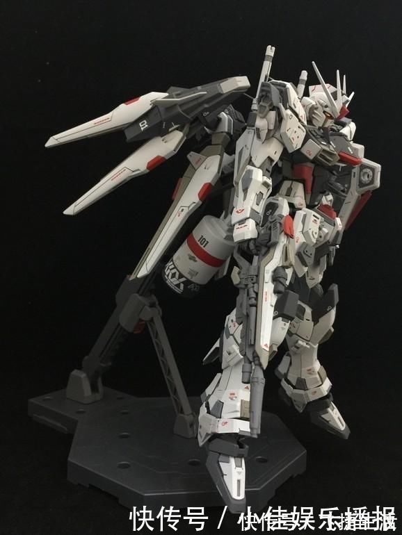 自由|模玩控:肌肉感十足,全新背包自由高达模型