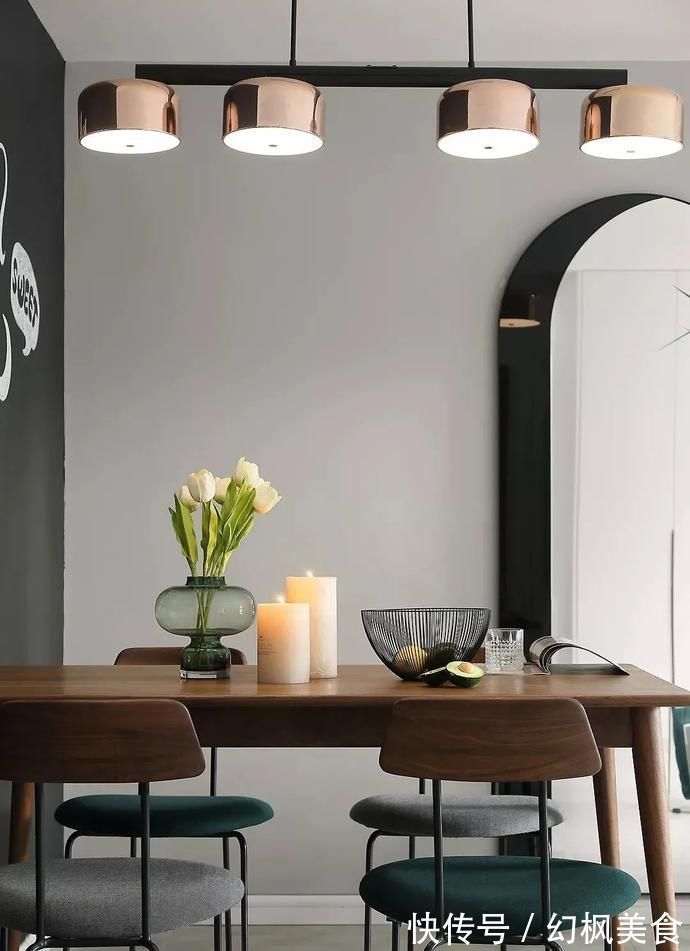 墨绿色|107㎡现代轻奢风格装修,时尚精致演绎优雅品位