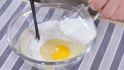 馒头|别只会做馒头,教你个新做法!既当早餐又当零食,好吃得不像话