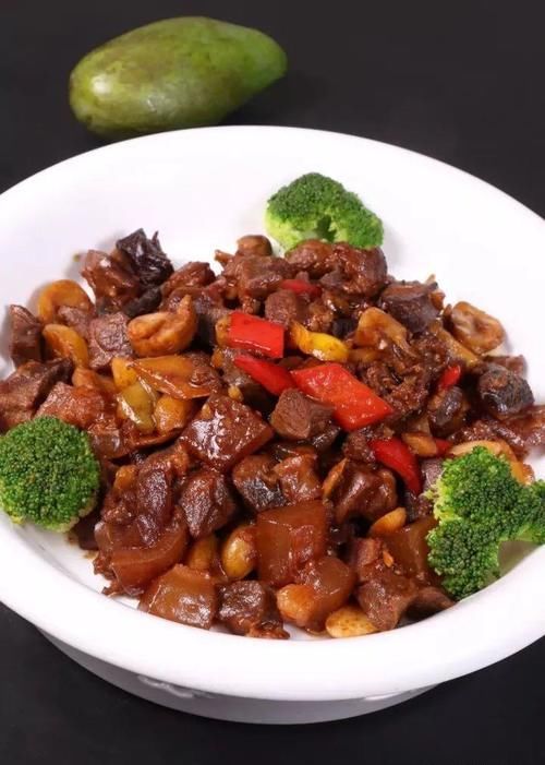 八道酒楼大厨拿手菜