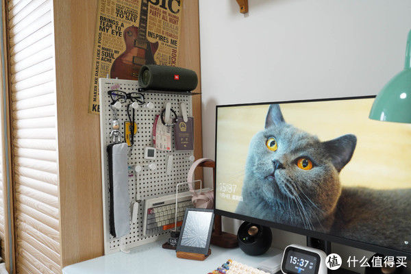 线缆|桌面整理大作战！低成本改造书桌，这些收纳好物你值得拥有！