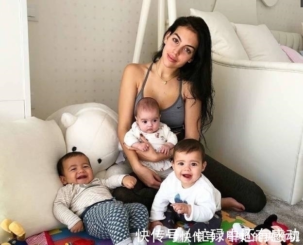 小岛|2015年,C罗300万买下小岛送给经纪人门德斯,如今小岛价值多少?