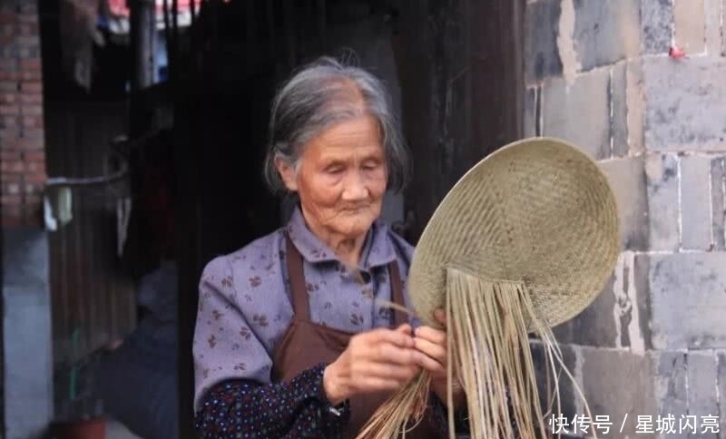  即将消失的四个农村老物件，认识三个的老了，最后一个可以笑一天