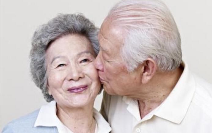 壽命長不是多喝水,也不是多走路,堅持3件小事,健康找上門