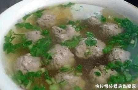  你们煮肉丸都是直接下锅难怪肉发柴口感差,正确方法在这