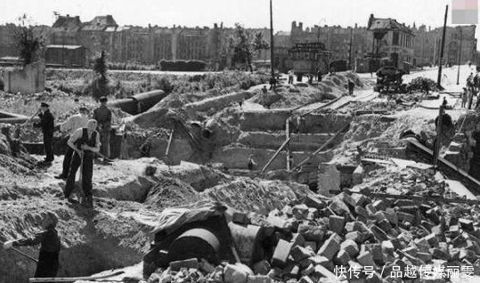 二战|二战结束后，已经沦为废墟的德国，凭什么能够再次崛起重返巅峰